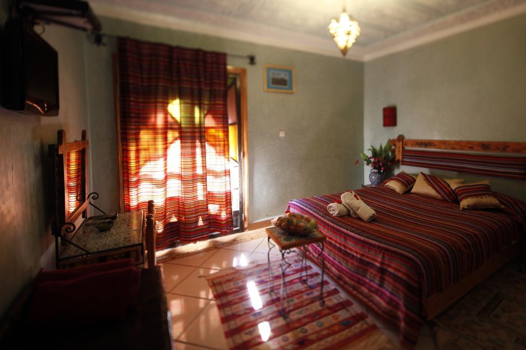 Fibule Du Draa Kasbah D'Hotes 자고라 외부 사진